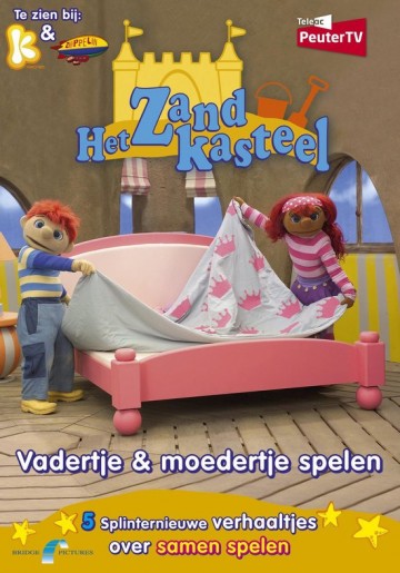 Zandkasteel - Vadertje En Moedertje Spelen